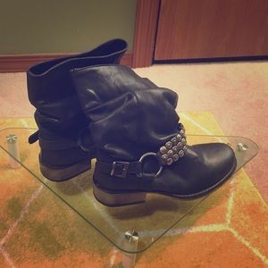 Steve Madden boots